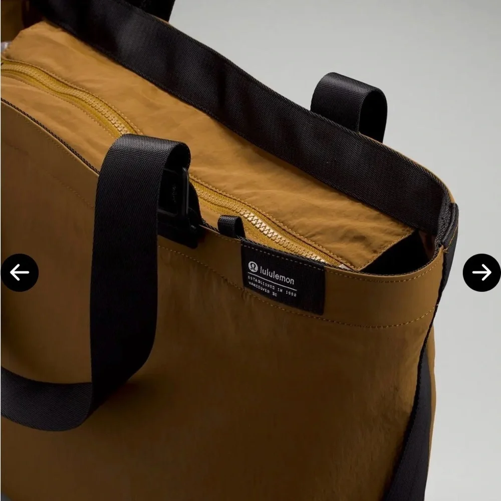 Lululemon Athletica Clean Line 22L Bag - Picture 7 of 8